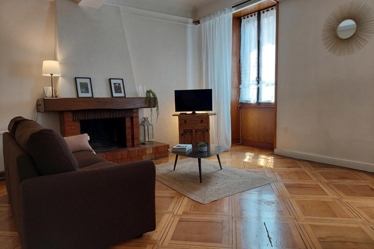 Le Vintage - Appartement En Plein Coeur De La Vieille Ville Annecy Exteriör bild