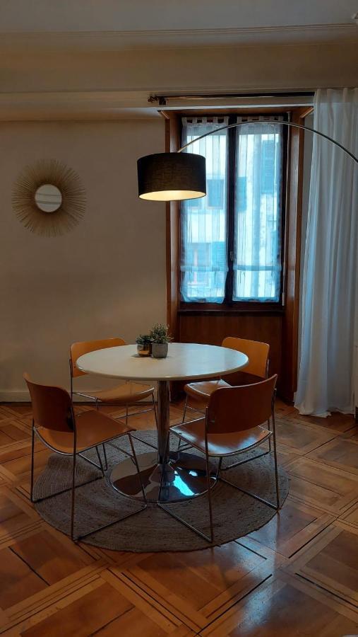 Le Vintage - Appartement En Plein Coeur De La Vieille Ville Annecy Exteriör bild